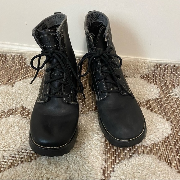 Skechers Vintage Black Leather Heeled Boots size 8.5 - Picture 5 of 10